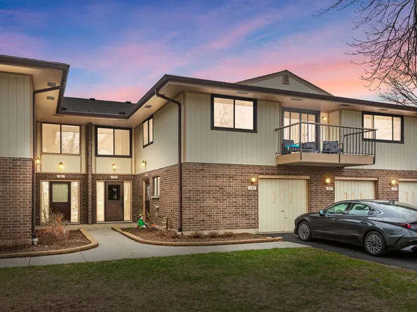775 Whalom Ln #775, Schaumburg, IL 60173