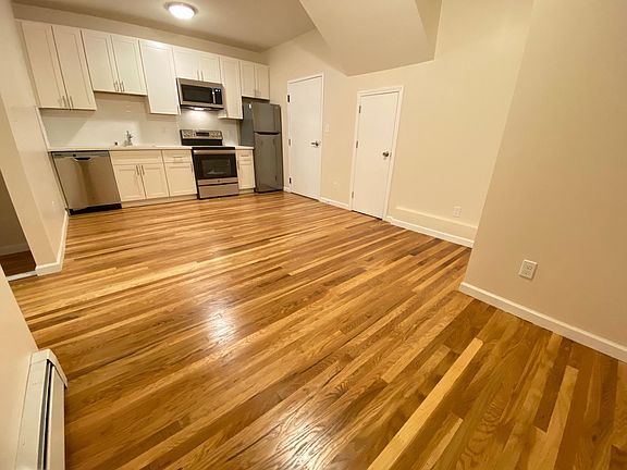 2nd image of 1345 Clement St #17