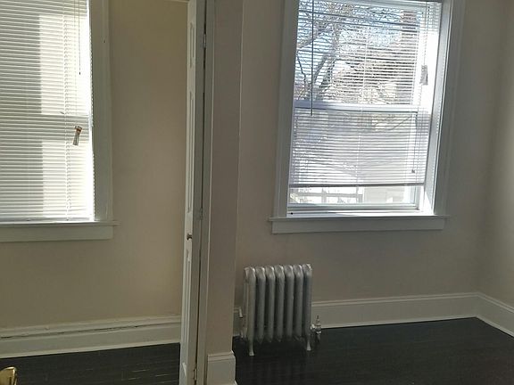 5th image of 1333 W Birchwood Ave APT 305