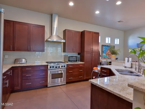 422 N Plumer Ave, Tucson, AZ 85719