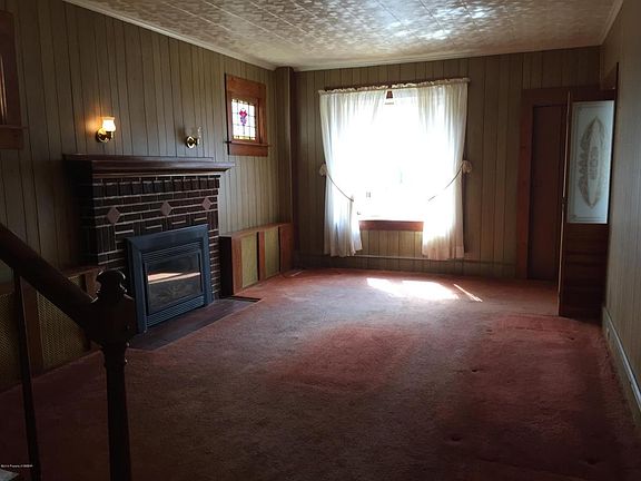 4th image of 32 E Vaughn St