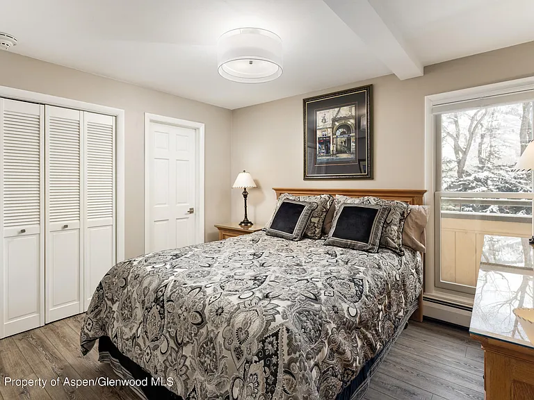 600 E Main St #310 — Photo 4