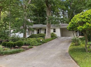 2478 Tanglewood Rd, Decatur, GA 30033