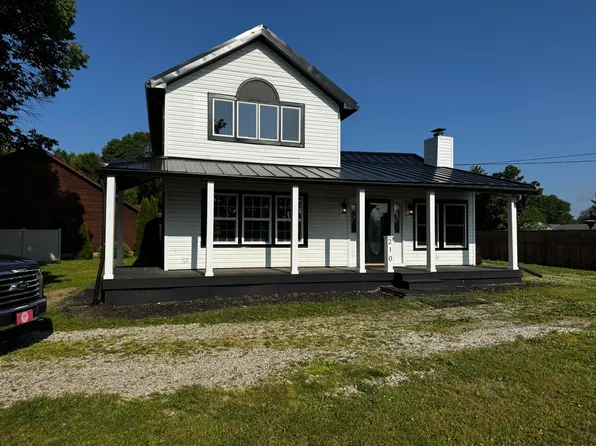 210 W Grove Ave, Michigan Center, MI 49254