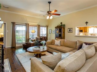 2203 Country Mile Ln, Richmond, TX 77406
