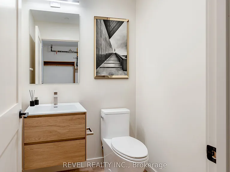4390 Hillview Dr #301 — Photo 8