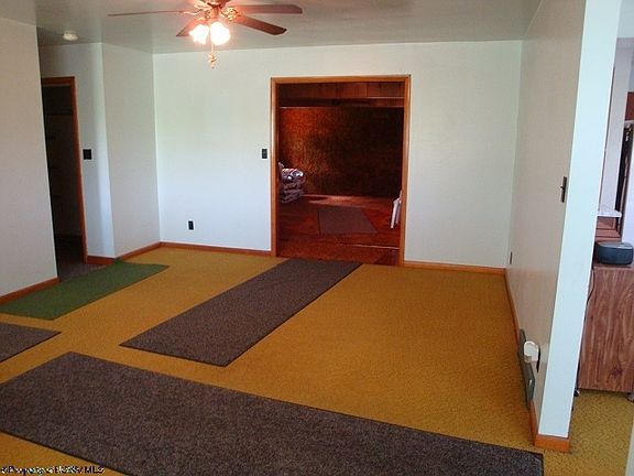 5th image of 2109 Brandonville Pike