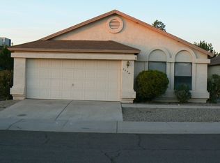 7074 W Sanna St, Peoria, AZ 85345