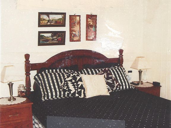 Master bedroom 1