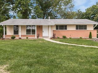 705 Rockhurst Dr, Ballwin, MO 63021