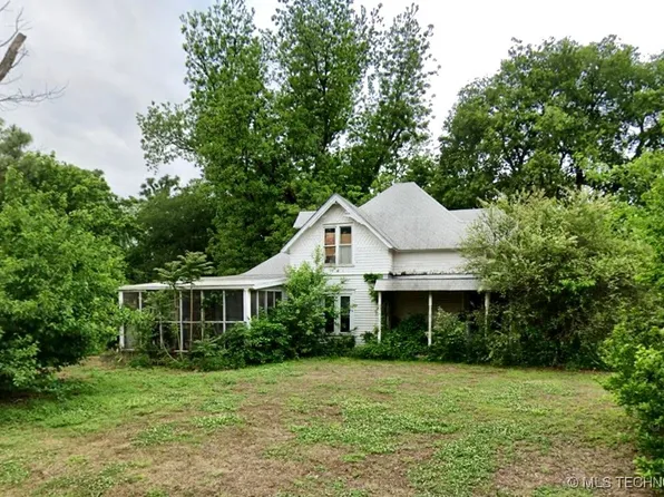 222 E Thomas St, Perkins, OK 74059