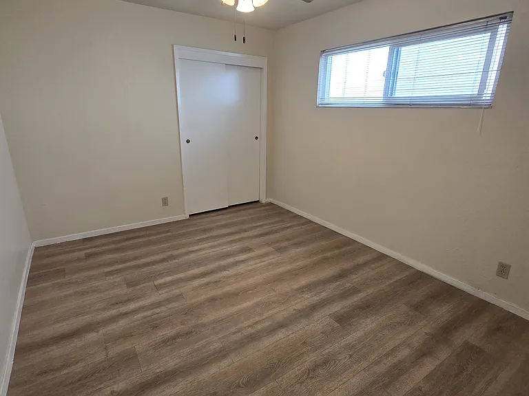 2301 I St #4 — Photo 3
