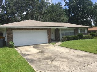 2815 Chelton Rd, Jacksonville, FL 32216