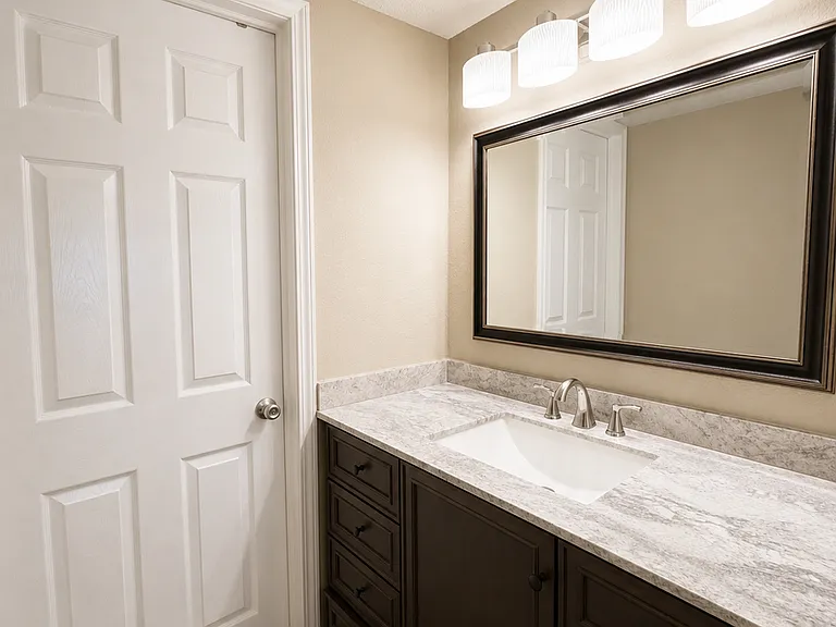 2264 Winkler Ave #202 — Photo 17