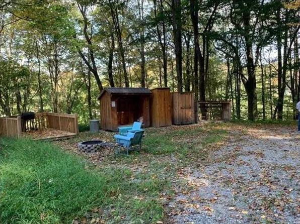 112 Riverside Dr, Elmora, PA 15737