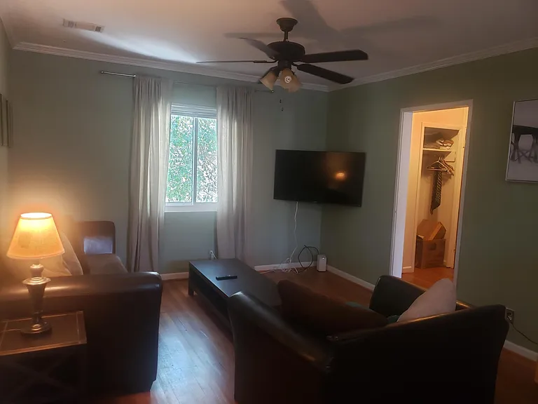 1025 Greenwood Ave NE — Photo 15