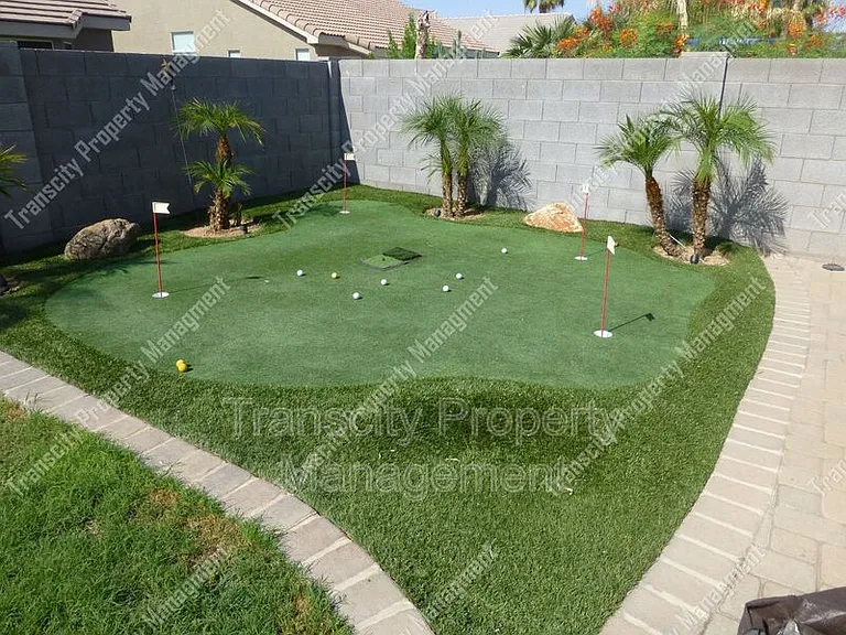 1369 W Enfield Way — Photo 5