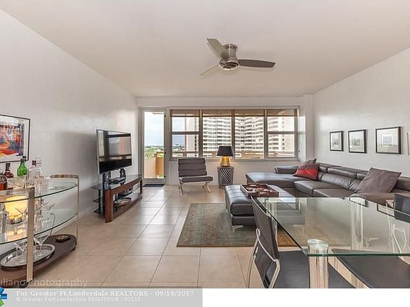 5th image of 3333 NE 34th St APT 706