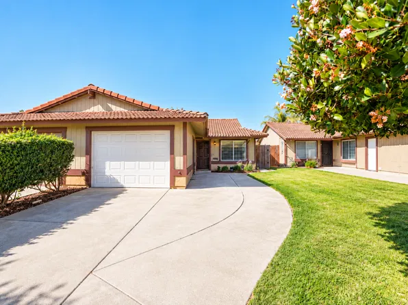 919 Oleander St, Lompoc, CA 93436