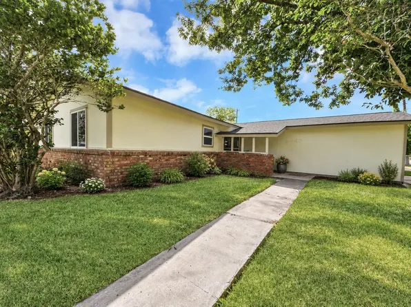 5743 Newquay St, Houston, TX 77085