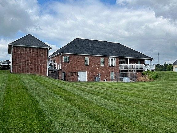 3rd image of 2335 Watson Dr