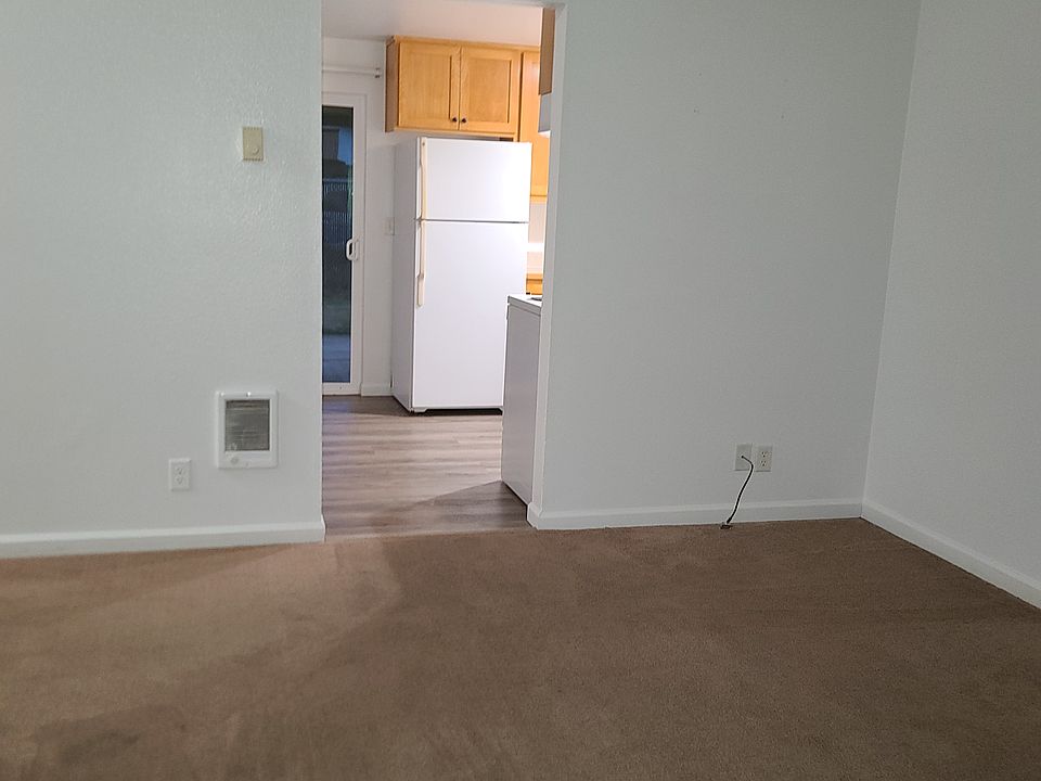 1st image of 555 N 7th St APT 7