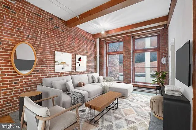 2 bed, 815 sqft, $2,025 — Photo 1