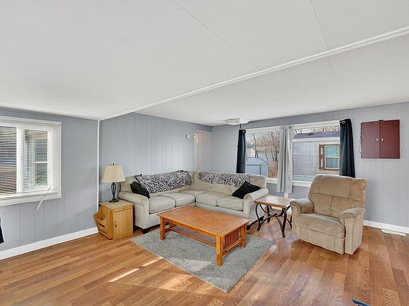 5th image of 24 Grover St