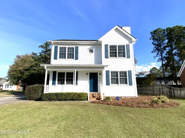 1610 Paramore Drive, Greenville, NC 27858