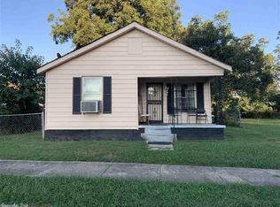 907 J L Hawkins St, Little Rock, AR 72202