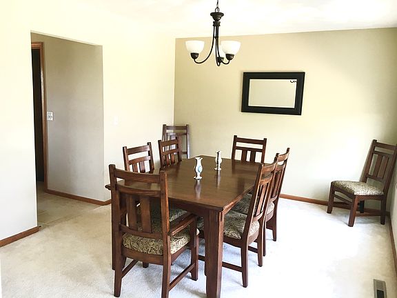 Formal Dining