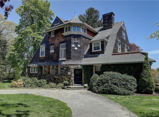 22 Spencer Ave, Warwick, RI 02818