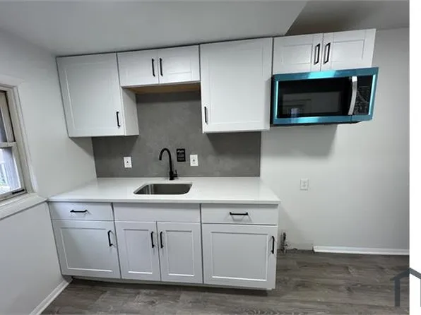 210 Lexington Ave, Eddystone, PA 19022