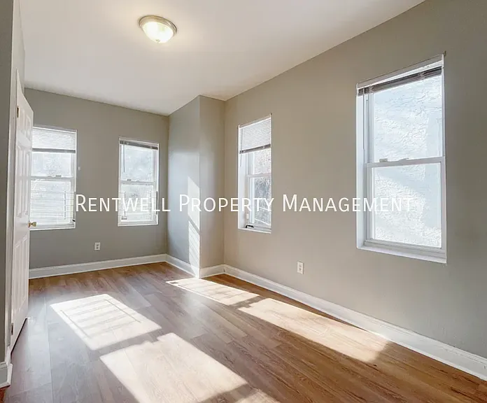 1614 Edgley St — Photo 8