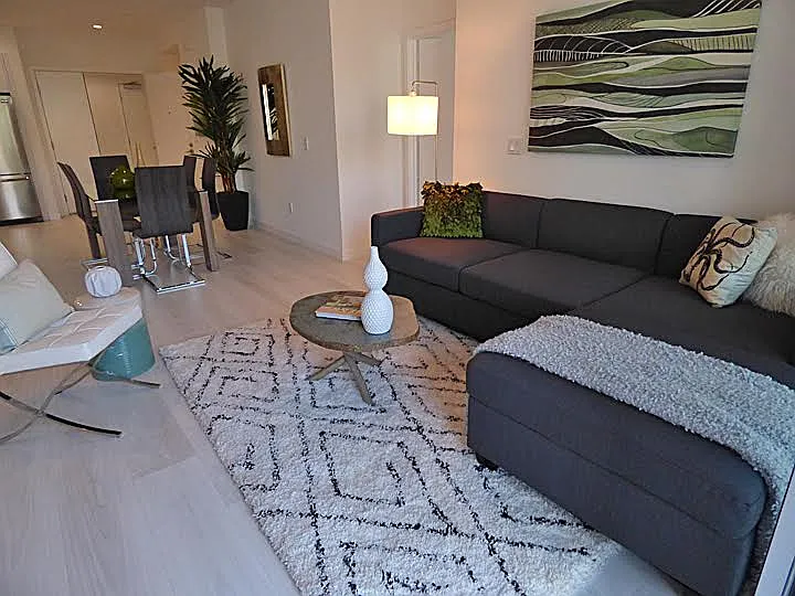 1526 Armacost Ave — Photo 16