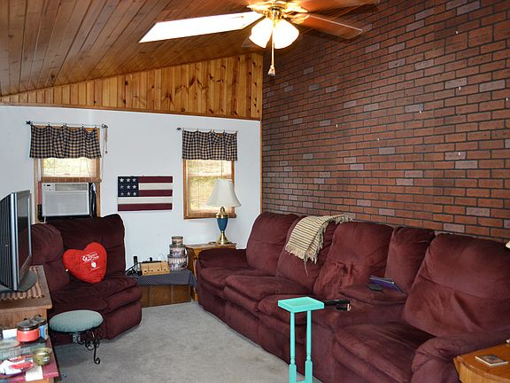 2nd image of 211 Clark Ave