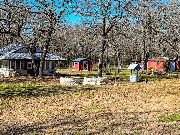 4th image of 3082 County Road 446 #B