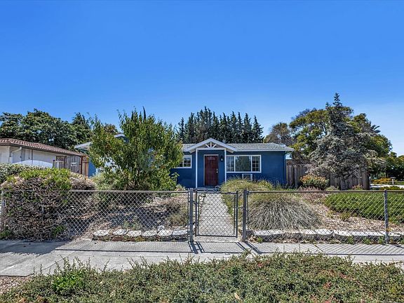 2nd image of 2546 Pilot Knob Dr