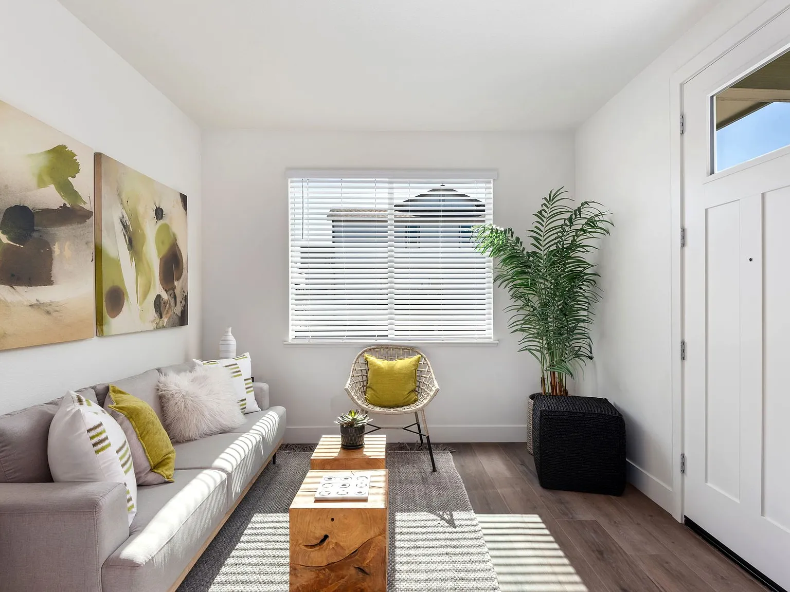 Colgan Creek Townhomes — Photo 1