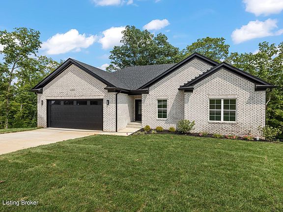 2nd image of 376 Bluffs Edge Dr