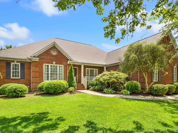 2830 Winterberry Way SE, Owens Cross Roads, AL 35763