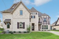 Augustus Way-S2011-001.jpg