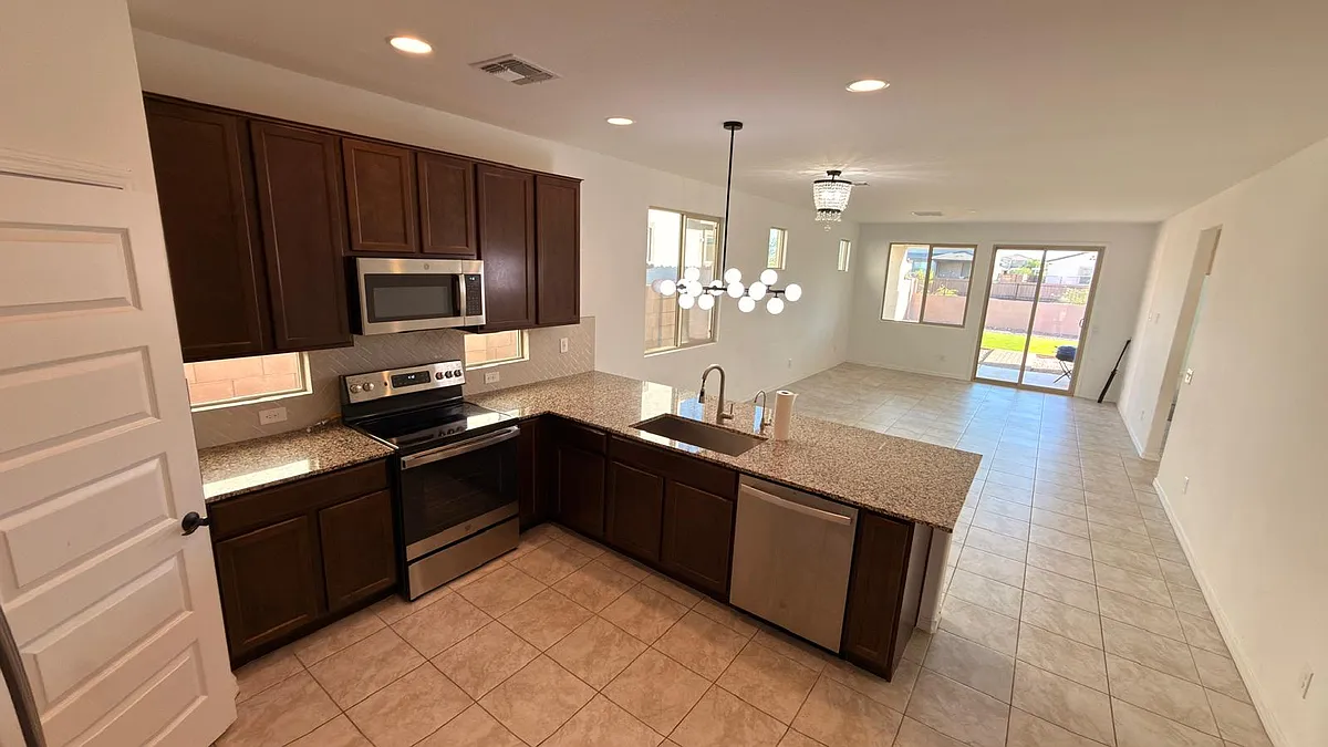 Building Photo - 5615 W Hardtack Trl