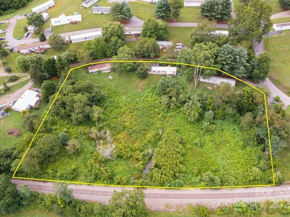 53 Old Wilson Rd, Candler, NC 28715