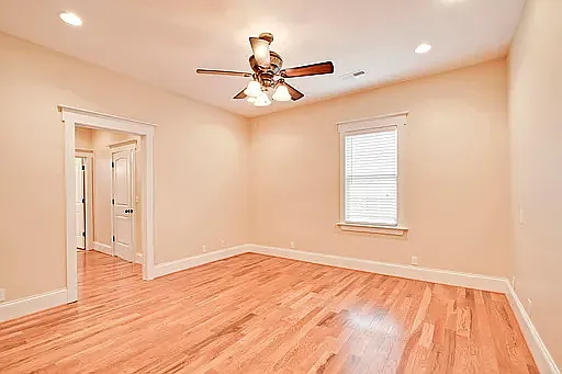 Master BR / Dressing Hall Entrance