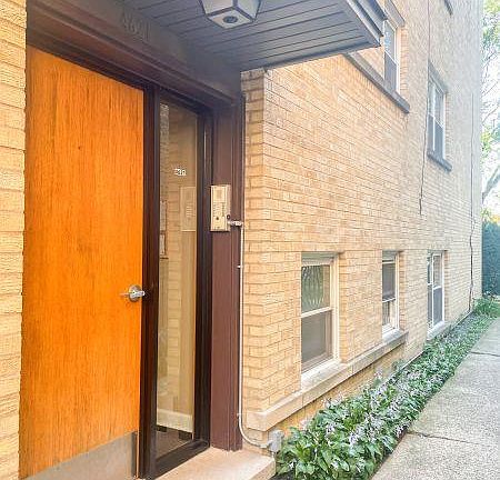2nd image of 4621 N Paulina St #201