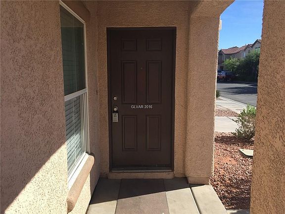 3rd image of 4970 Volcanic Rock Ln #0