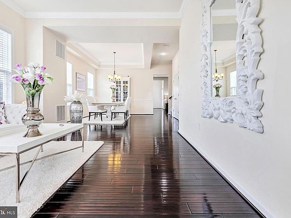 2nd image of 7311 Hayfield A Rd