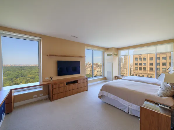 106 Central Park South image 6 of 10