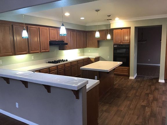 4th image of 26400 Palm Tree Ln